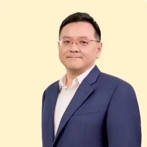 凌正理事長肖像